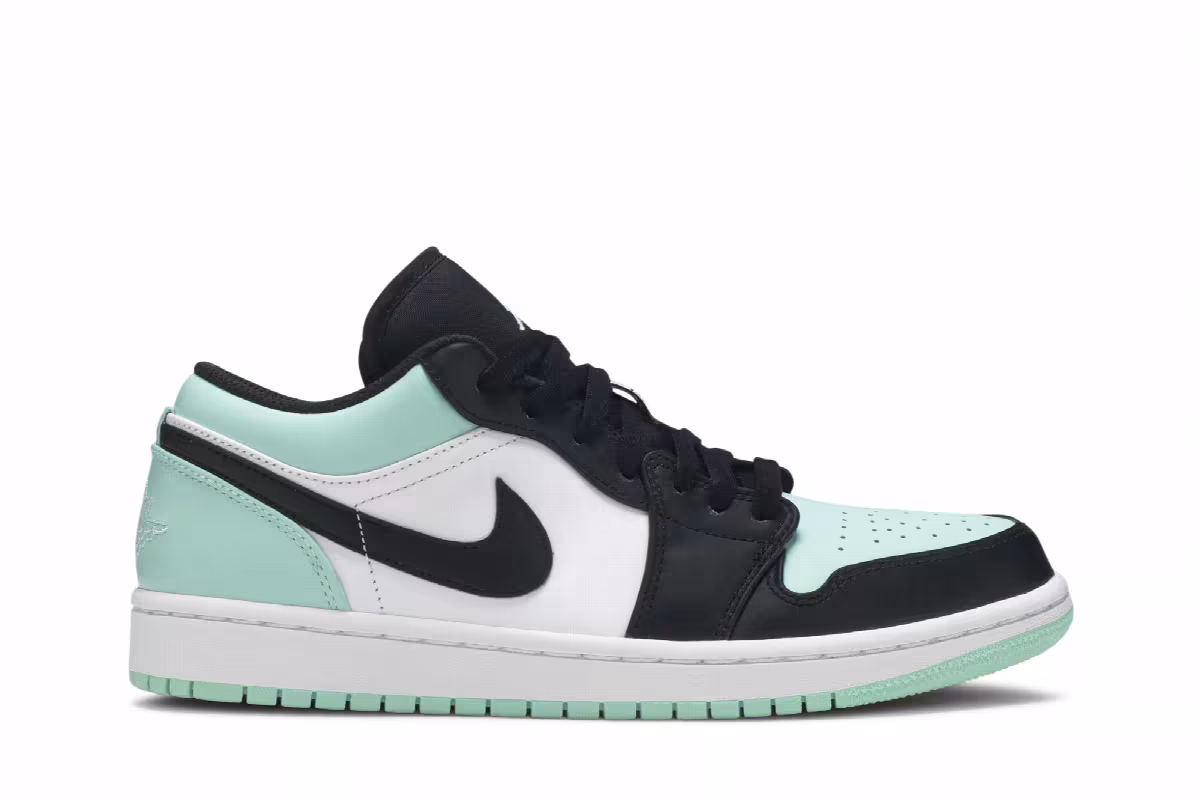 Air Jordan 1 Low Emerald, view 2