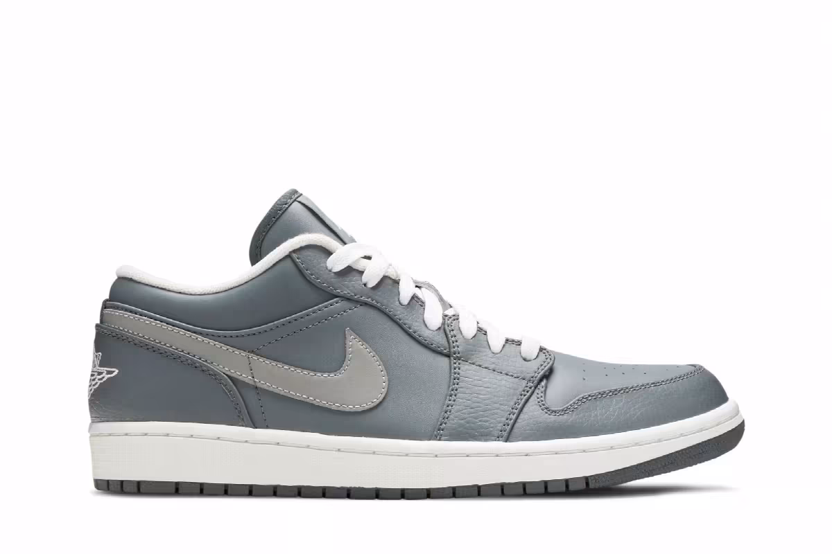 Air Jordan 1 Low Cool Grey, view 2
