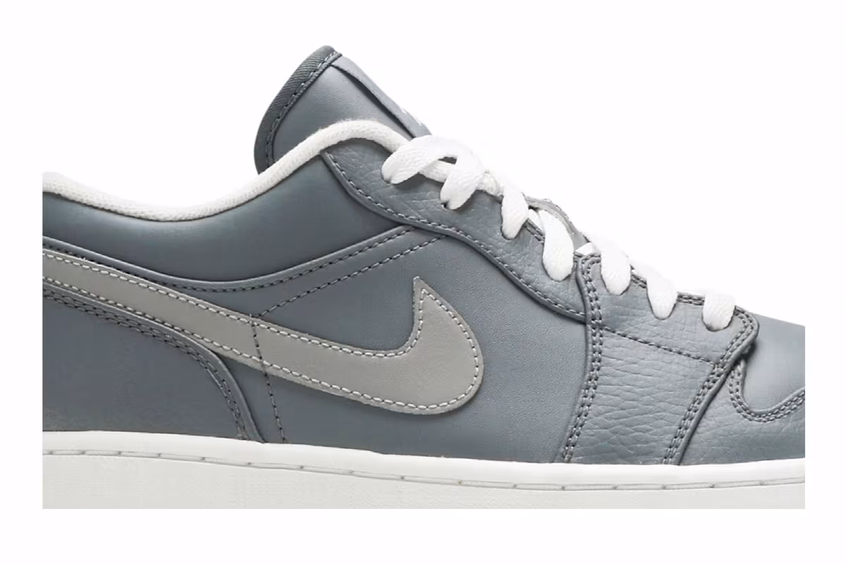 Air Jordan 1 Low Cool Grey, view 3