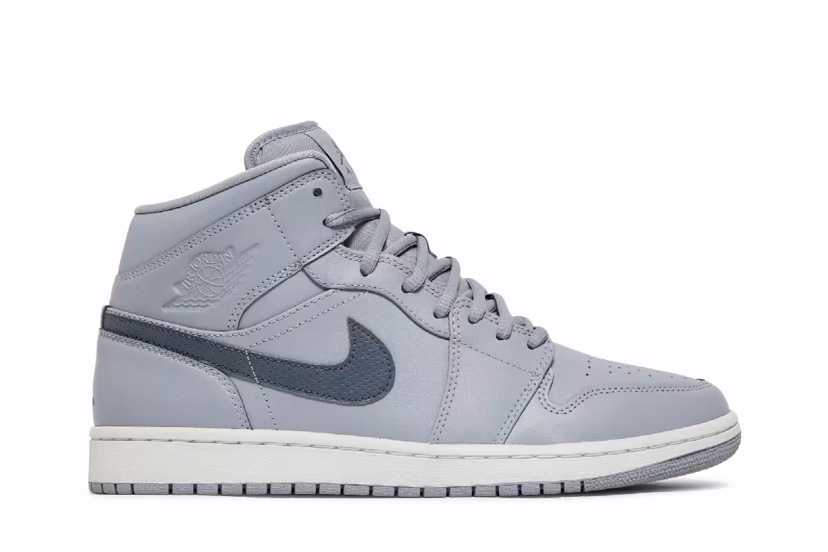 Air Jordan 1 Mid Wolf Grey, view 2