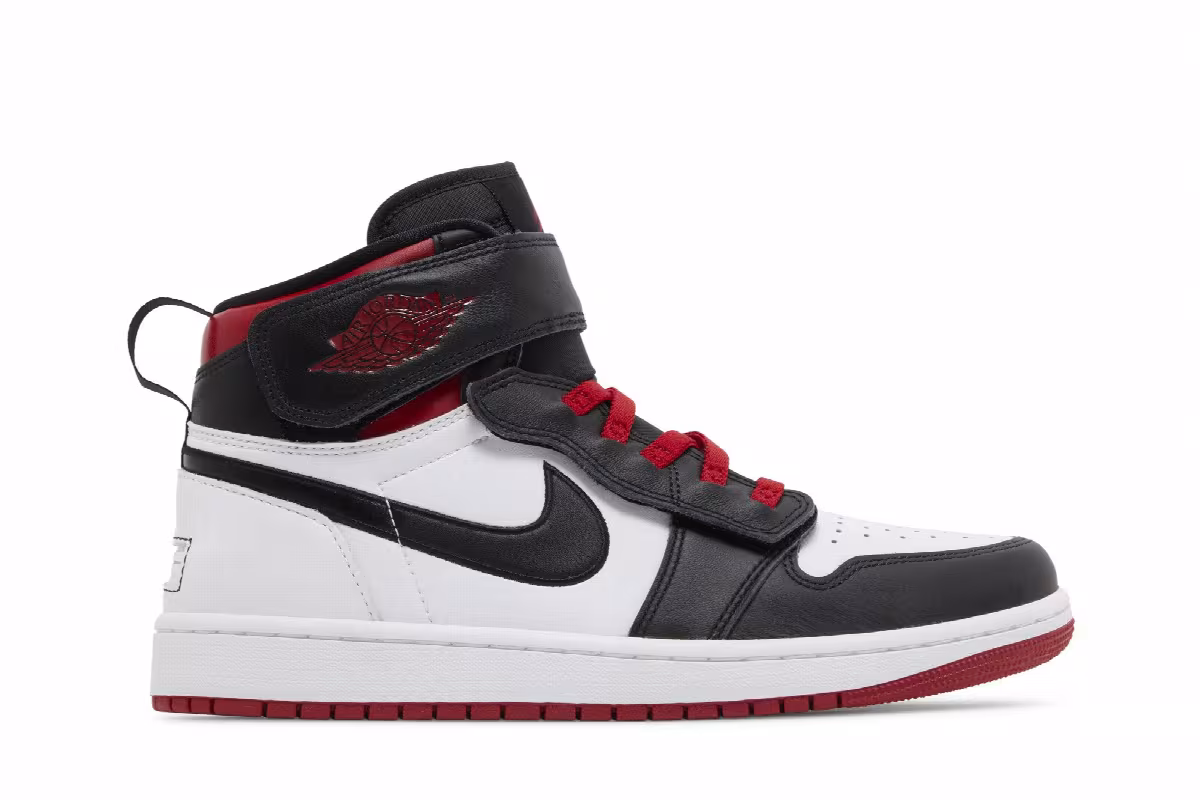 Air Jordan 1 High FlyEase Gym Red Black Toe, view 2