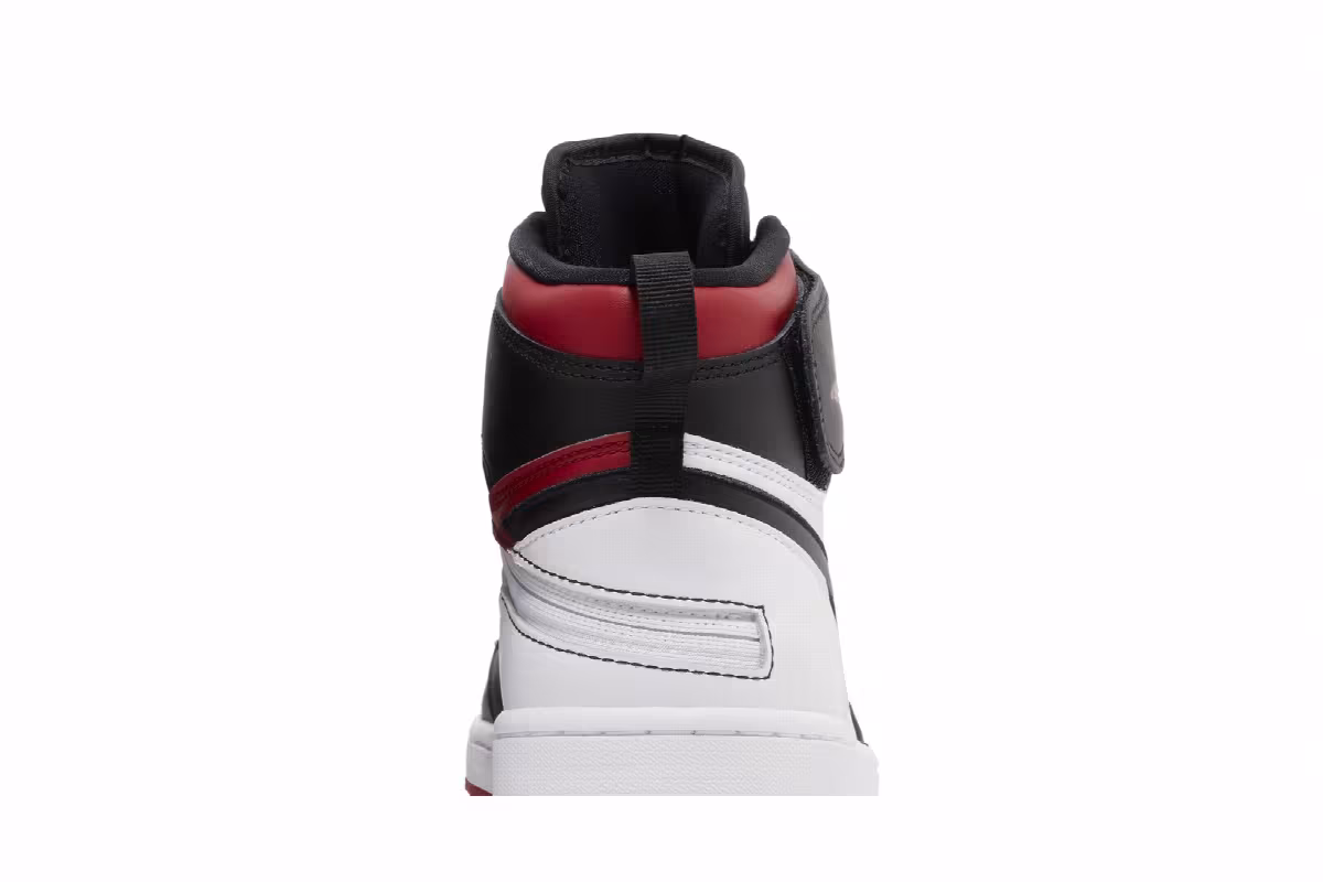 Air Jordan 1 High FlyEase Gym Red Black Toe, view 8