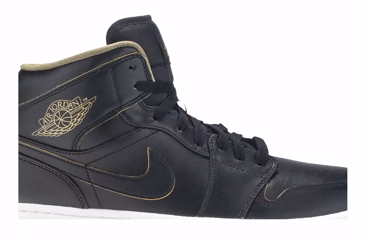 Air Jordan 1 Mid Black Gold, view 3