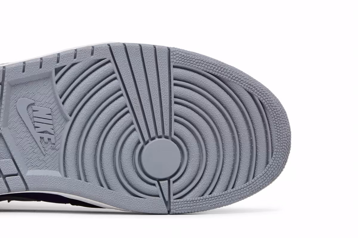 Air Jordan 1 Phat Court Purple, view 6