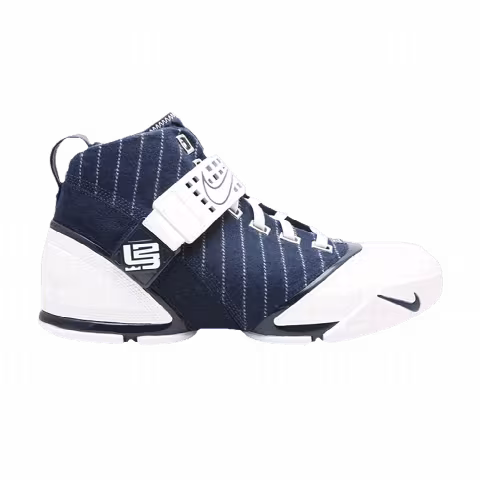 Nike Zoom LeBron 5 'Yankees' Sample