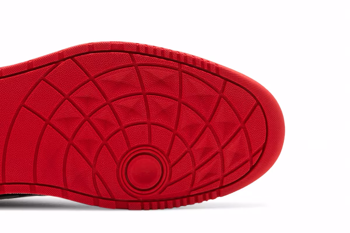 Reebok Resonator Low Black Vector Red, view 6