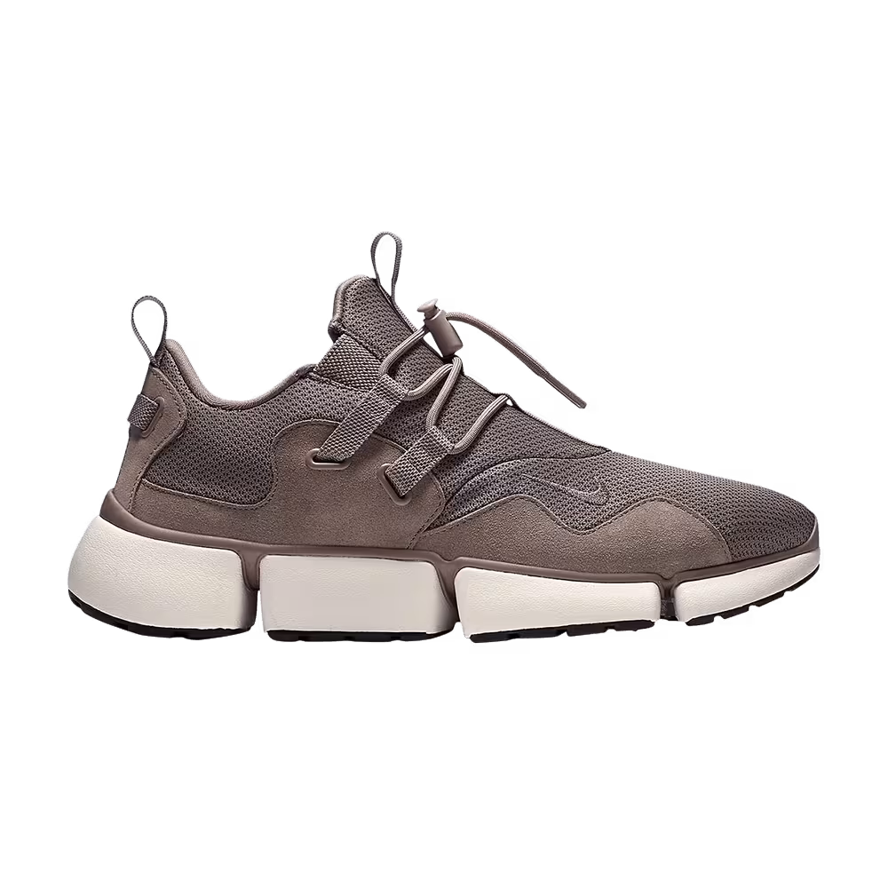 Nike Pocketknife DM SE Sepia Stone