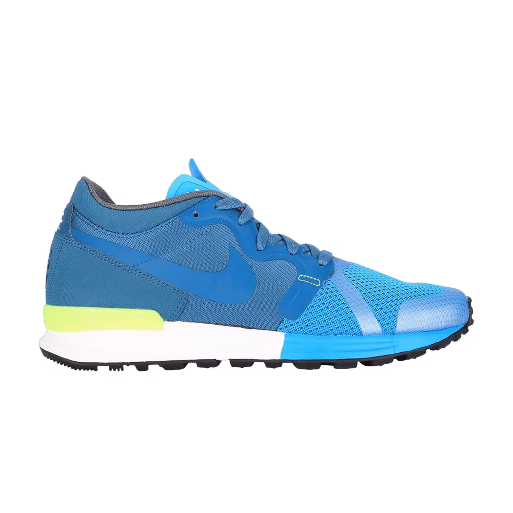 Nike Berwuda Mid QS