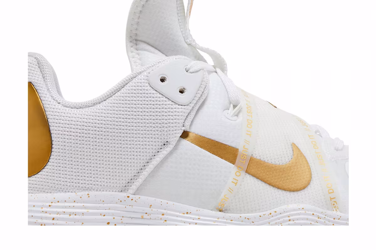 Nike React Hyperset SE White Metallic Gold, view 3