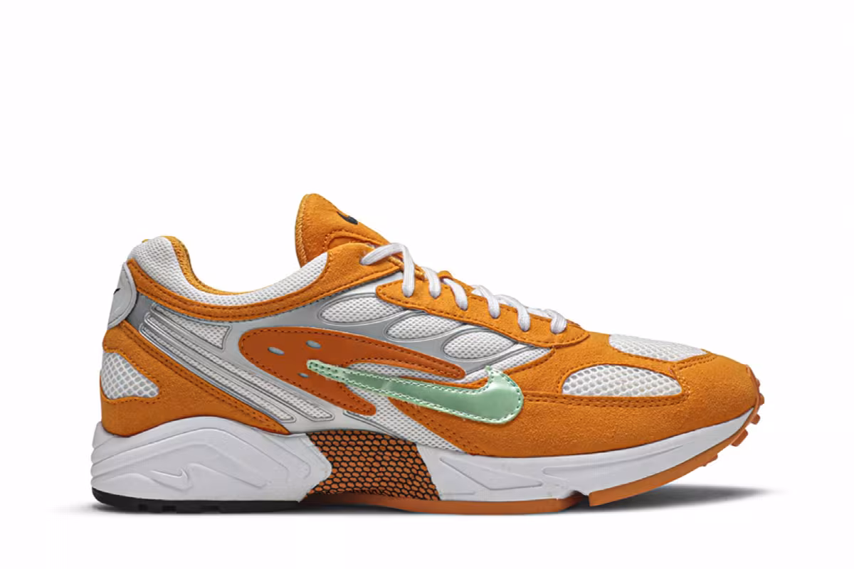 Nike Air Ghost Racer Orange Peel, view 2