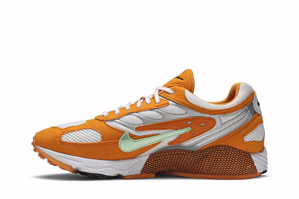 Nike Air Ghost Racer Orange Peel, view 4