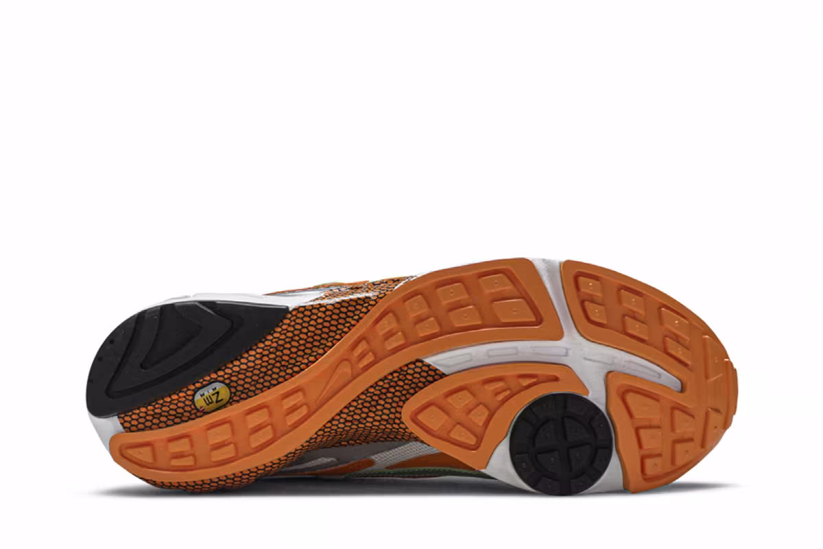 Nike Air Ghost Racer Orange Peel, view 5