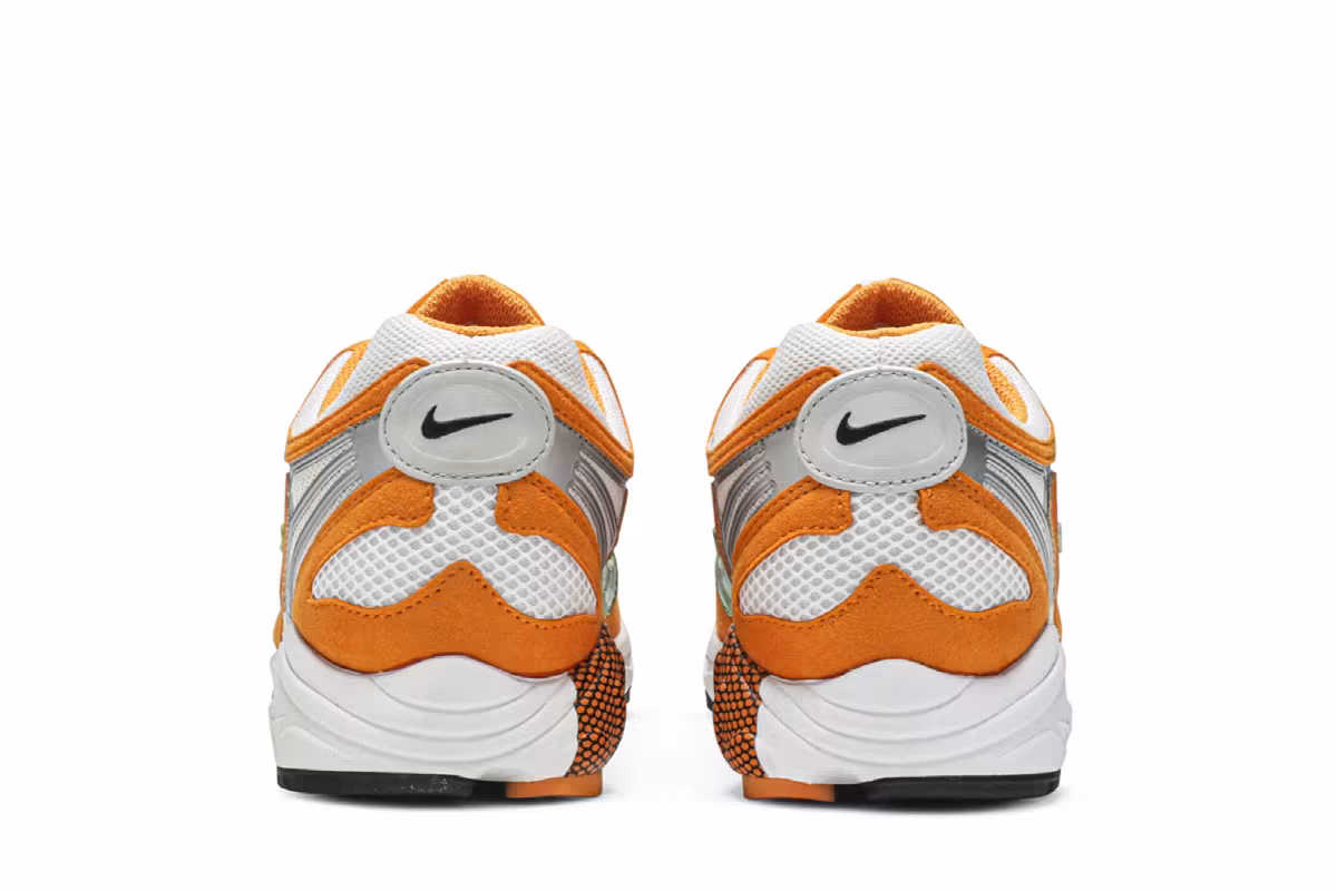 Nike Air Ghost Racer Orange Peel, view 7