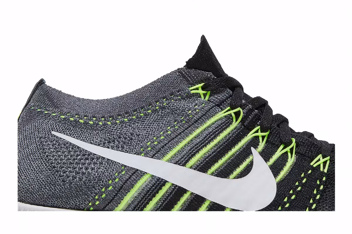 Nike Zoom Flyknit Streak Grey Volt, view 3