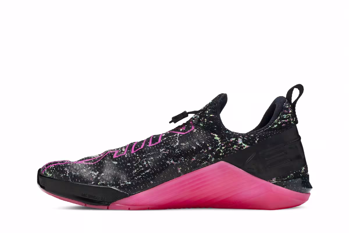 Nike React Metcon AMP Black Fire Pink, view 4