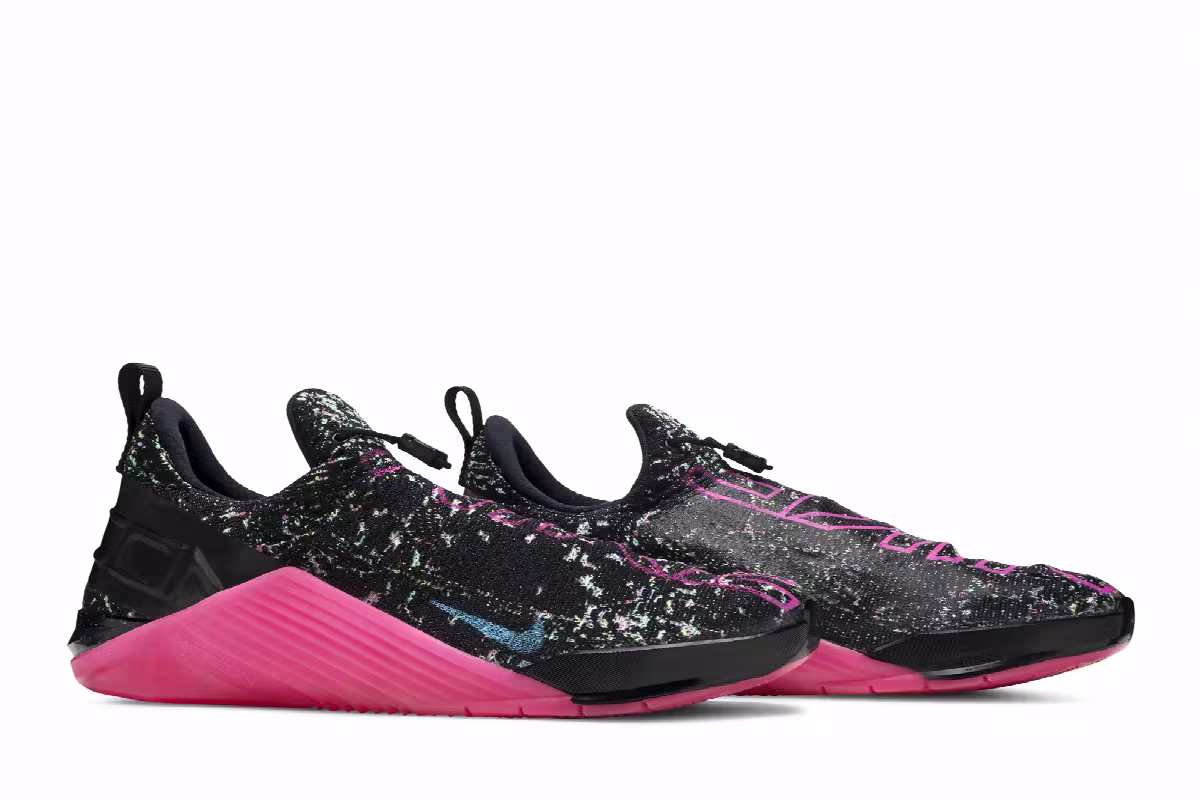 Nike React Metcon AMP Black Fire Pink, view 9