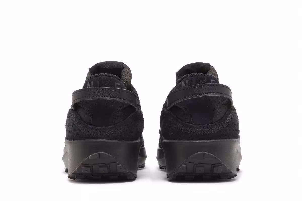 Nike Women's Waffle Debut Triple Black, view 7