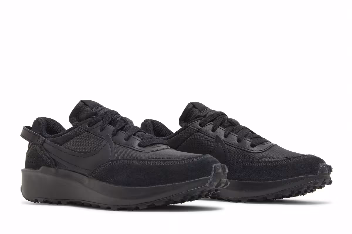 Nike Women's Waffle Debut Triple Black, view 9
