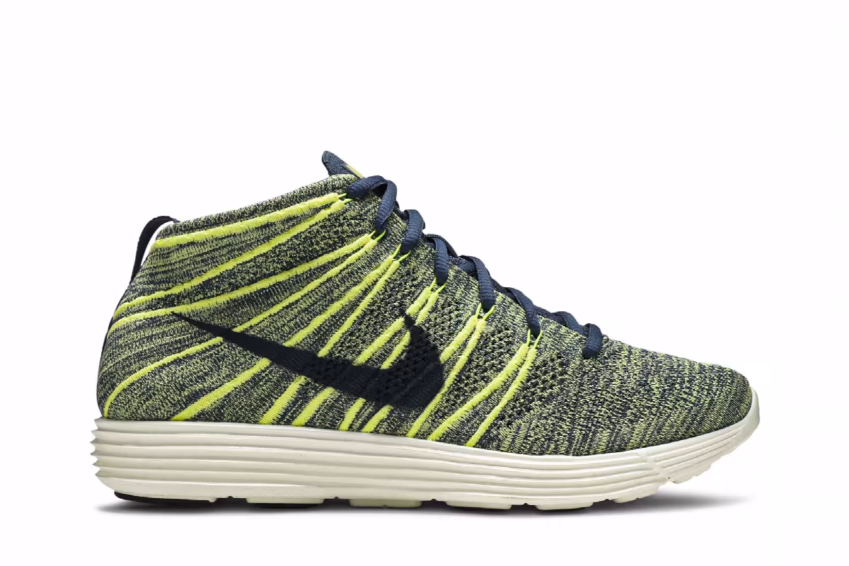 Nike Lunar Flyknit Chukka, view 2