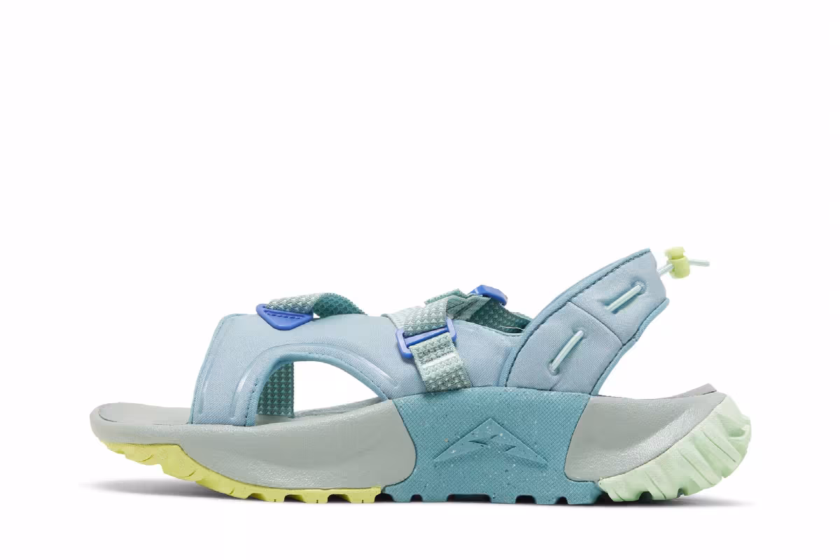 Nike Women's Oneonta Sandal Worn Blue Night Forest, view 4