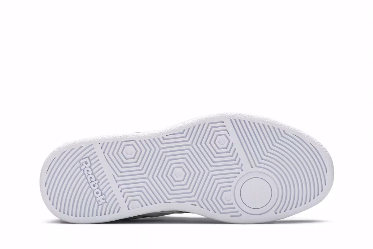 Wonder Woman x Reebok Women's Club MEMT Invisible Jet, view 5