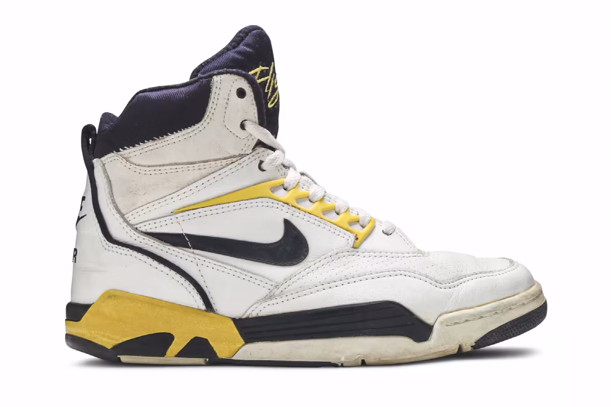 Nike Air Solo Flight 90 Royal Navy, view 2
