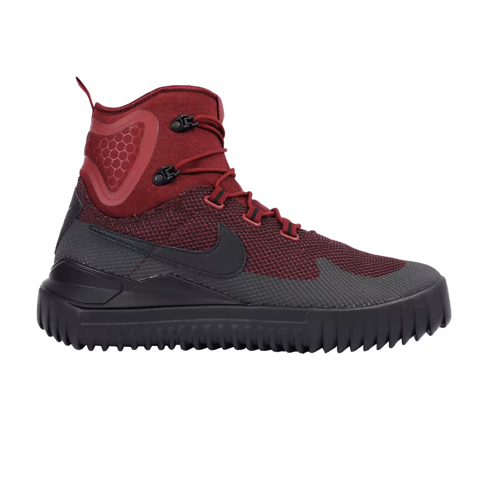 Nike Air Wild Mid