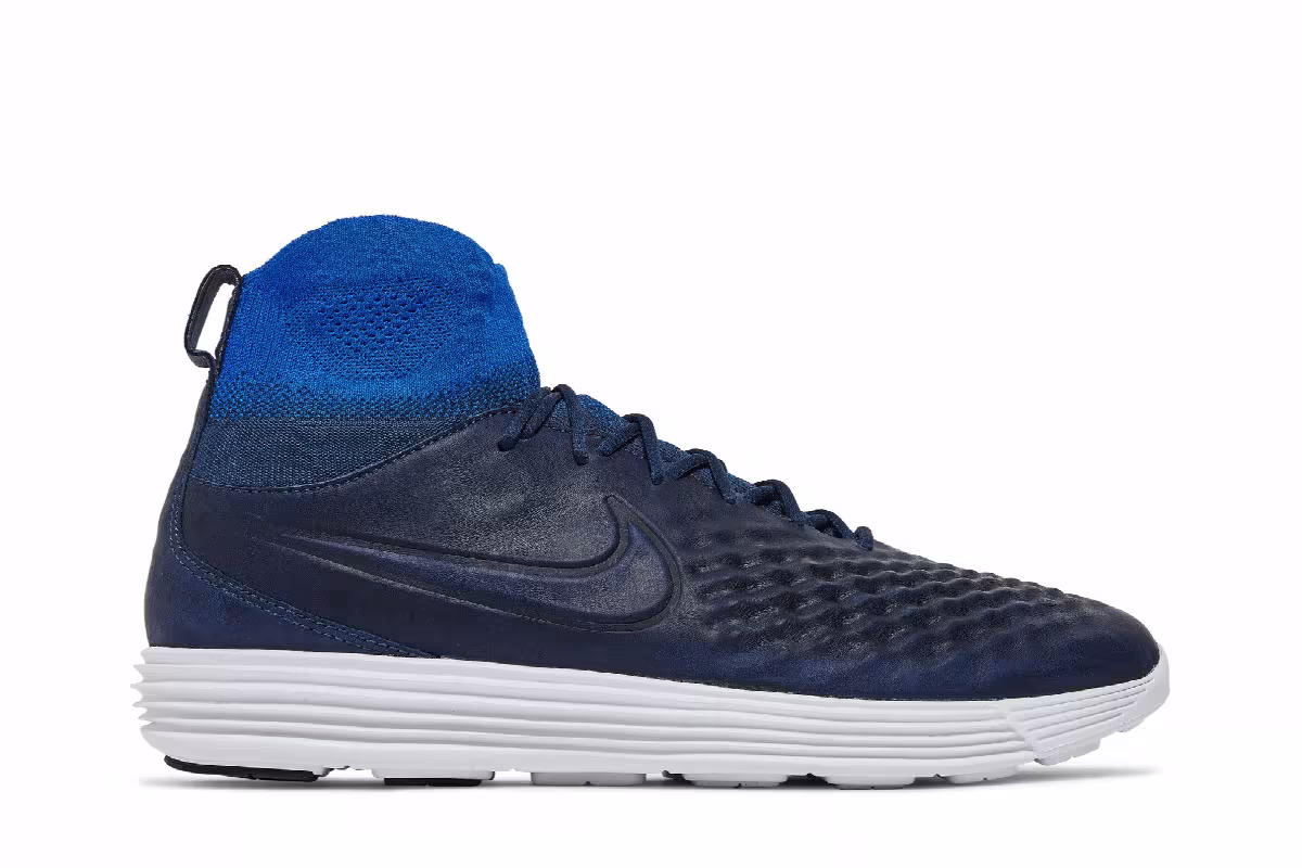 Nike Lunar Magista 2 Flyknit, view 2