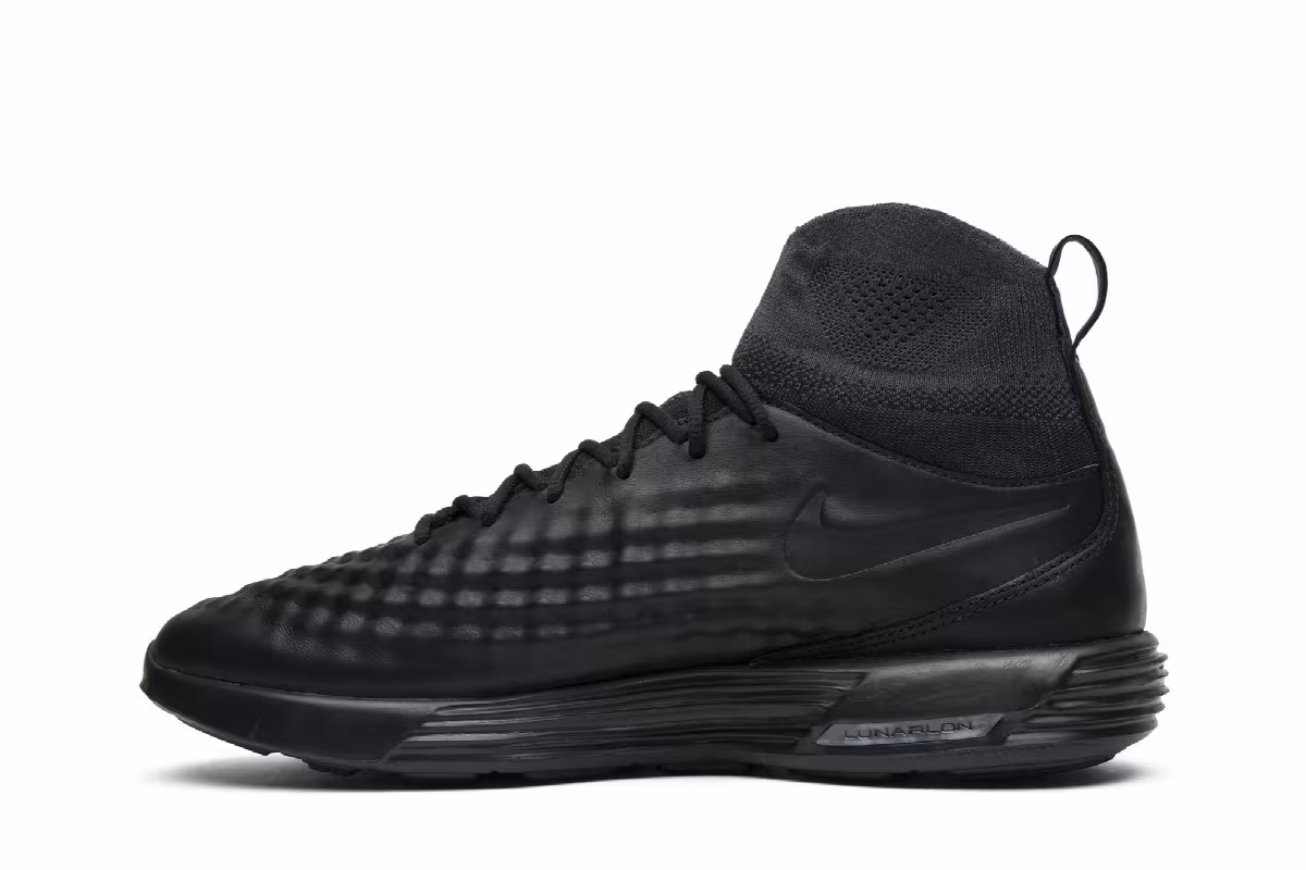 Nike Lunar Magista 2 Flyknit Black, view 4