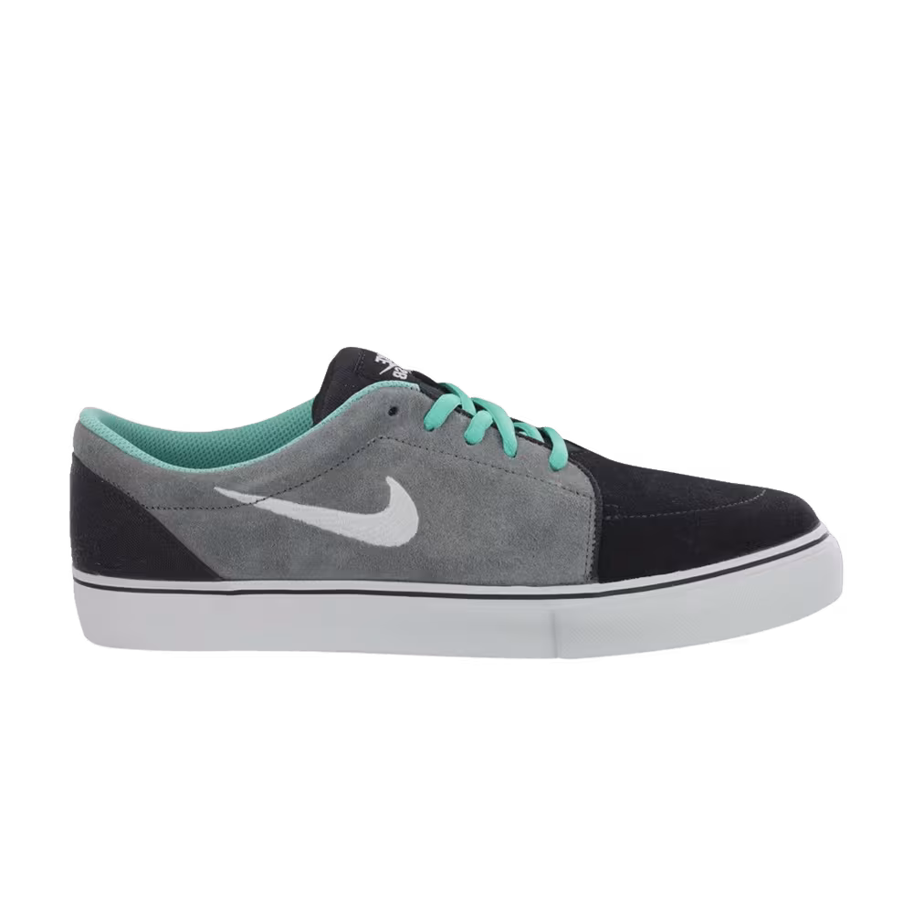 Nike Satire Black Mint