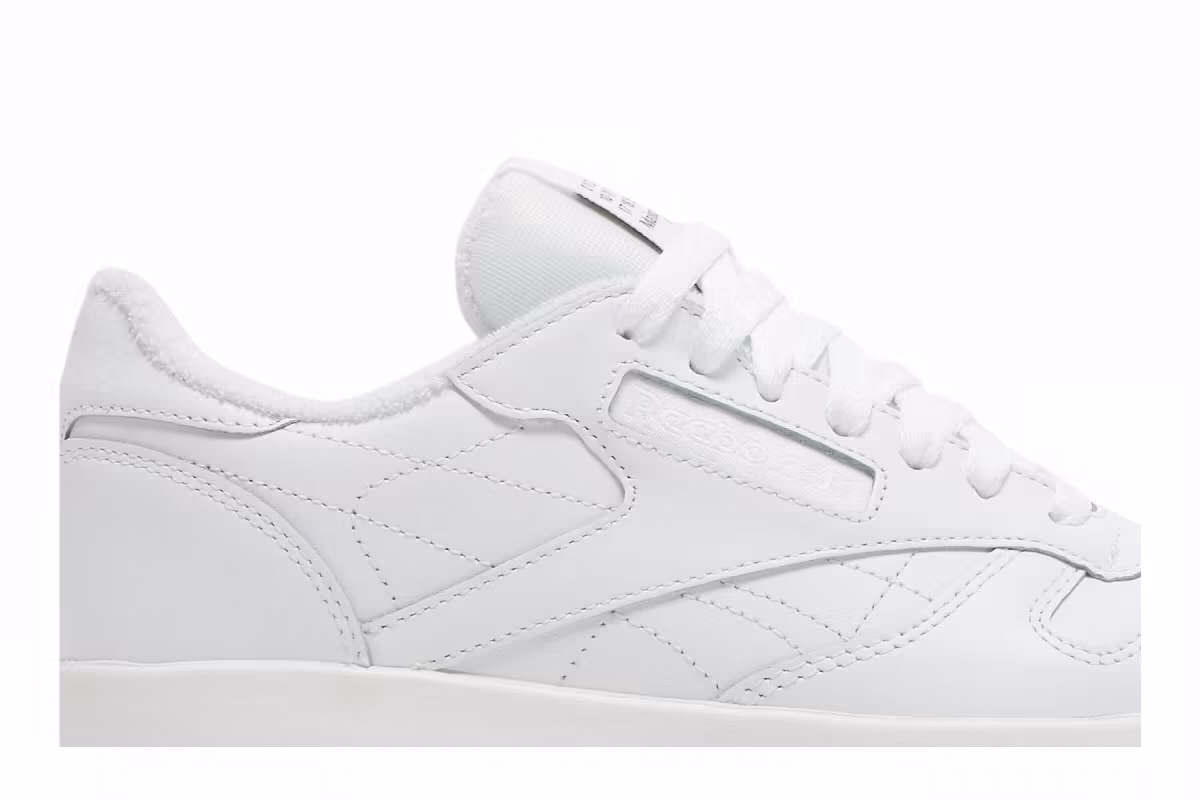 Maison Margiela x Reebok Women's Classic Leather Tabi White, view 3