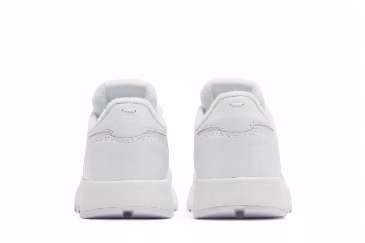 Maison Margiela x Reebok Women's Classic Leather Tabi White, view 7