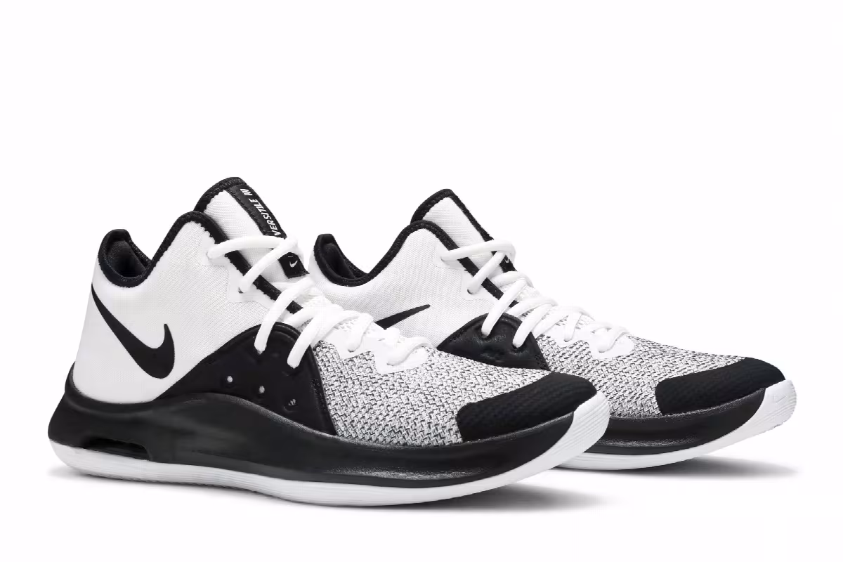 Nike Air Versitile 3 White Black, view 9