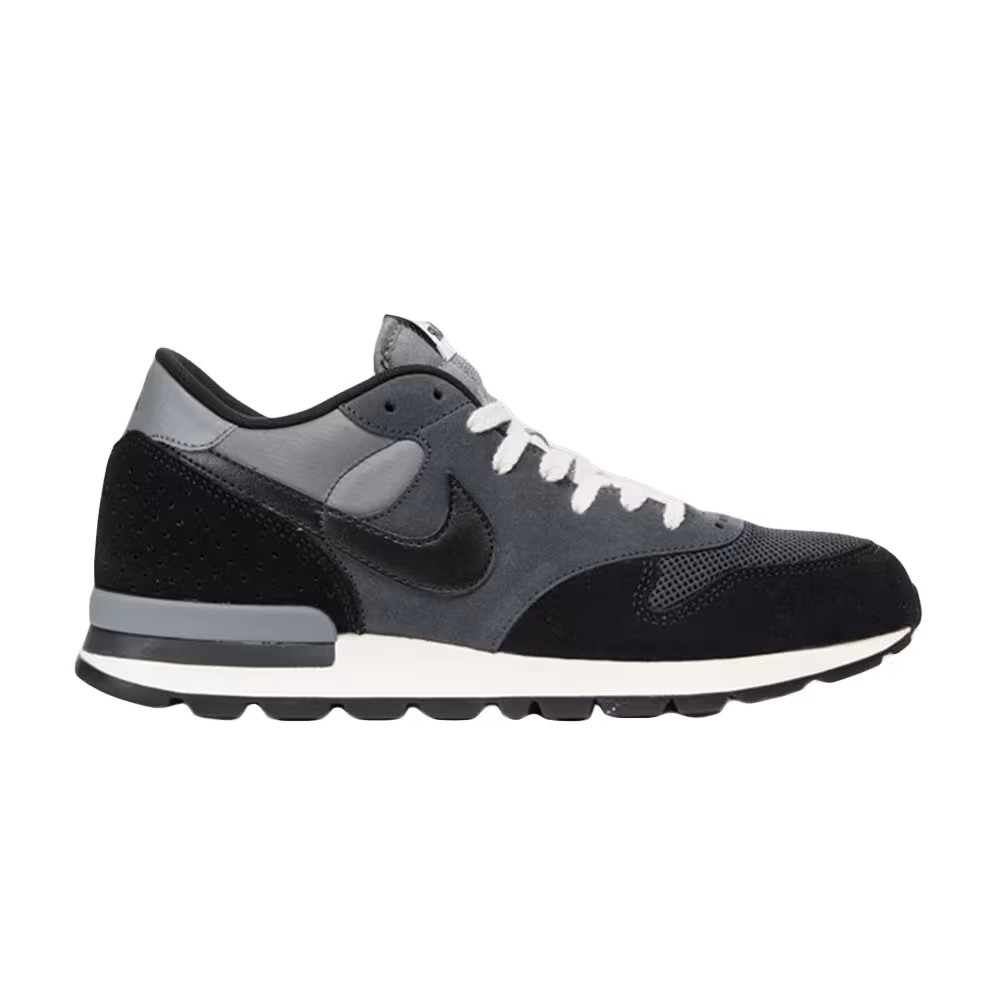 Nike Air Epic QS