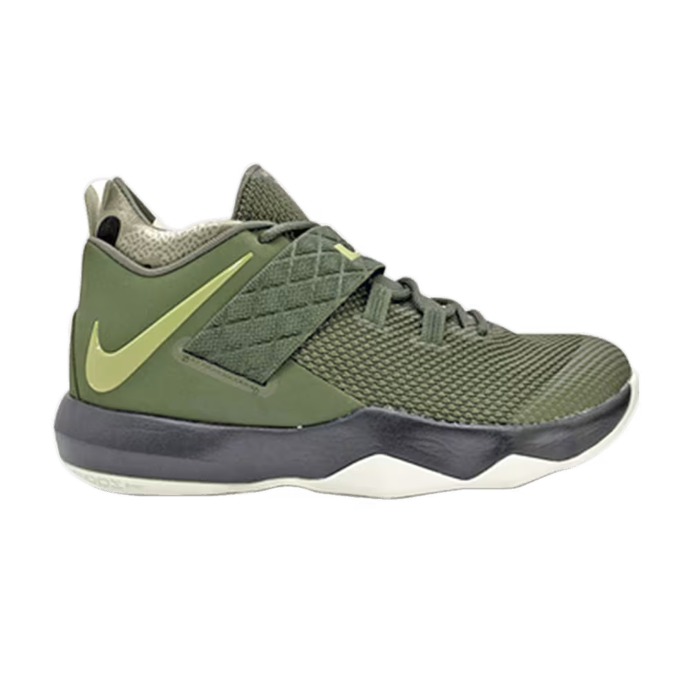 Nike Ambassador 10 Cargo Khaki