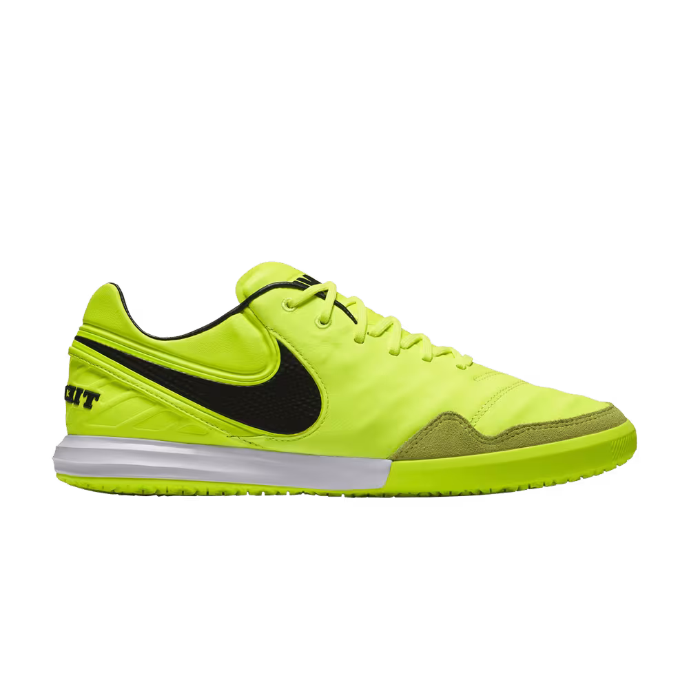 Nike TiempoX Proximo IC Radiation Flare Pack