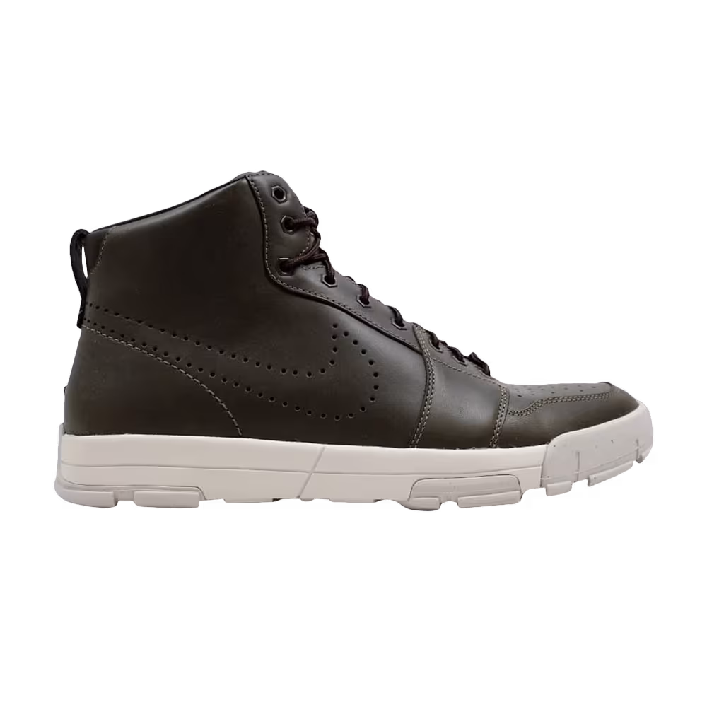 Nike Air Royaltna MD Premium QS