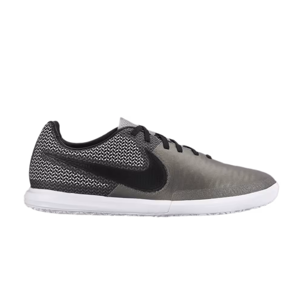 Nike MagistaX Finale IC Metallic Silver