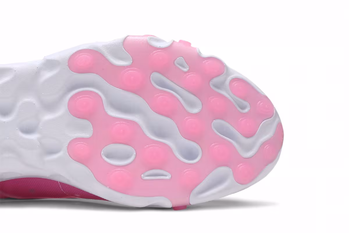 SneakerRoom x Nike React Element 87 Breast Cancer Awareness, view 6