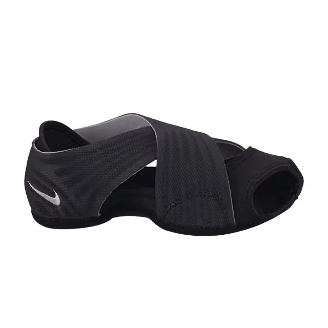 Nike Women's Studio Wrap 3