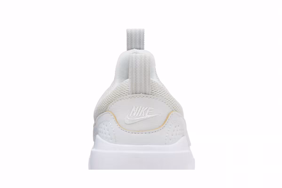Nike Women's AD Comfort Photon Dust, view 8