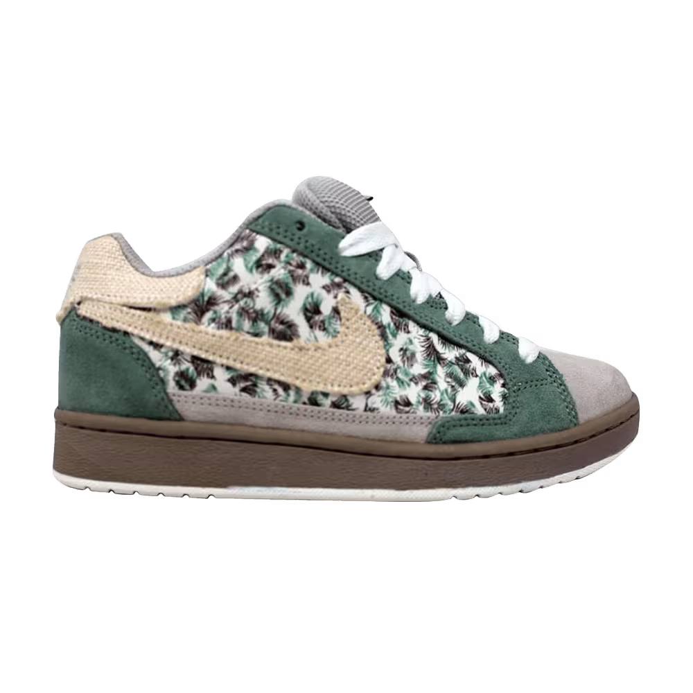 Nike Women's Swindle Cadet Green