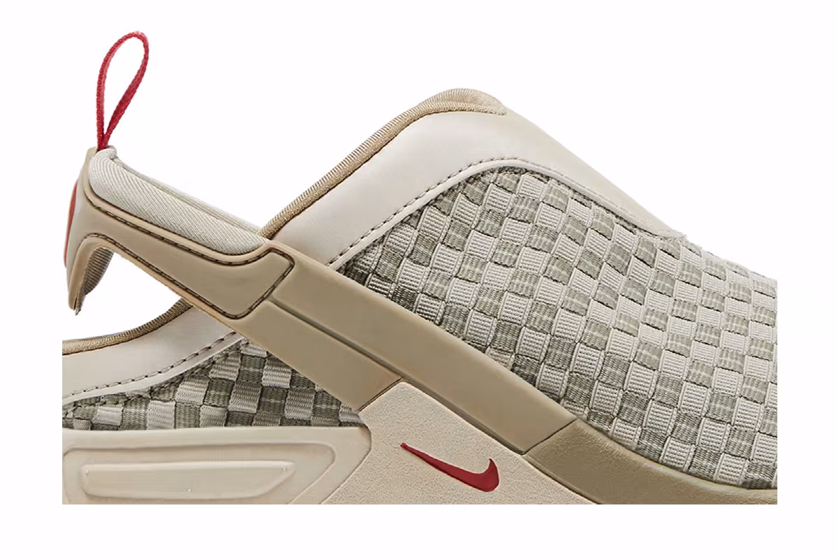 Nike Women's Air Visi Mazy Woven Reed Pueblo Red, view 3