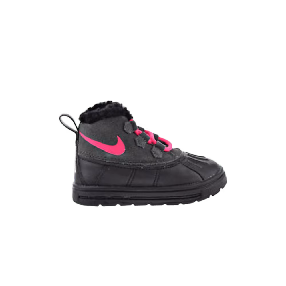 Nike Woodside Chukka 2 TD Hyper Pink