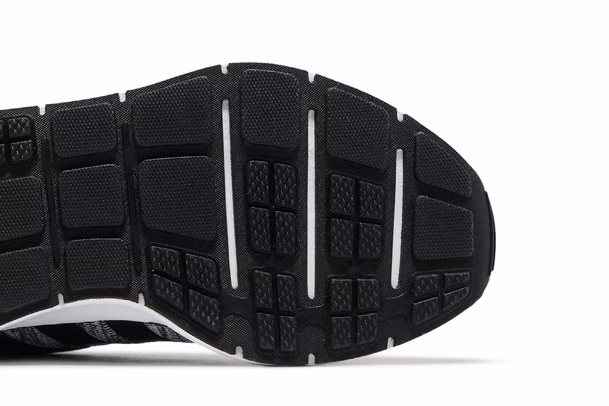 adidas Swift Run 1.0 Big Kid Black White, view 6