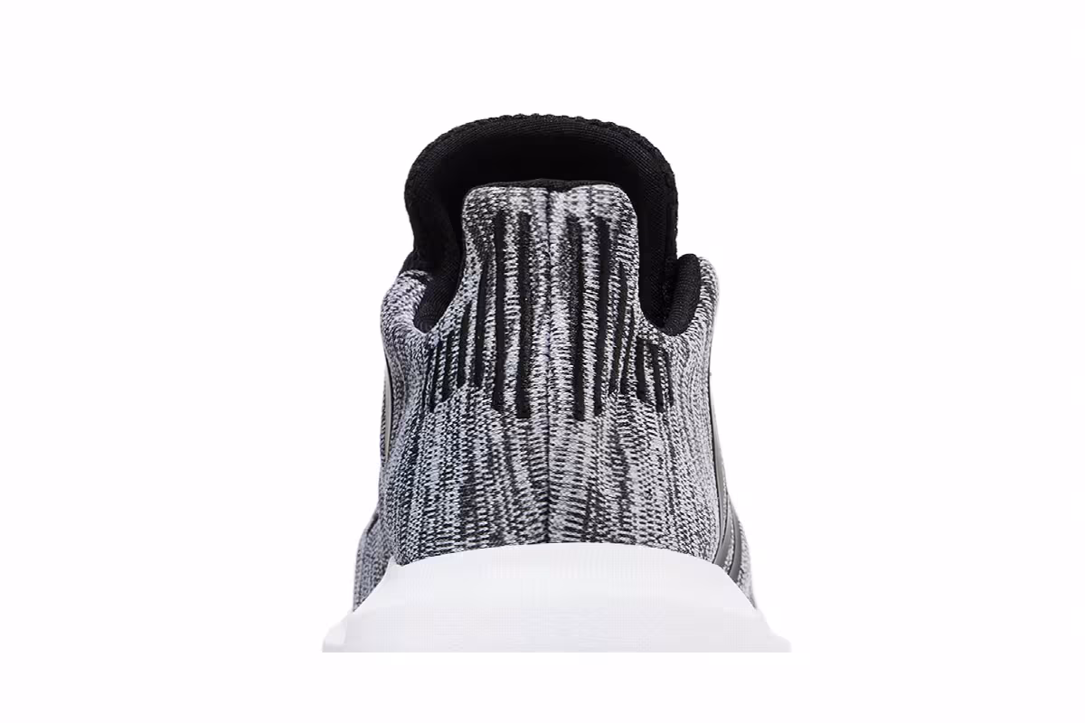 adidas Swift Run 1.0 Big Kid Black White, view 8