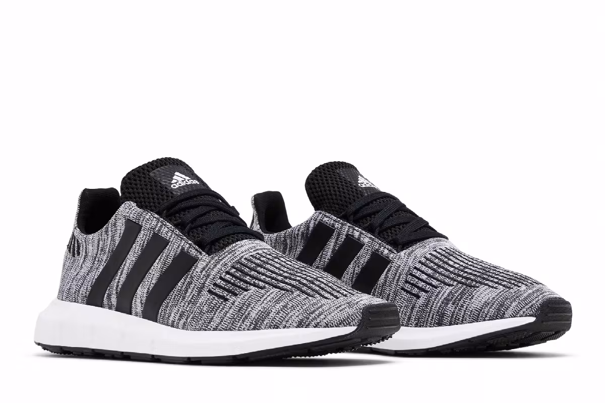 adidas Swift Run 1.0 Big Kid Black White, view 9