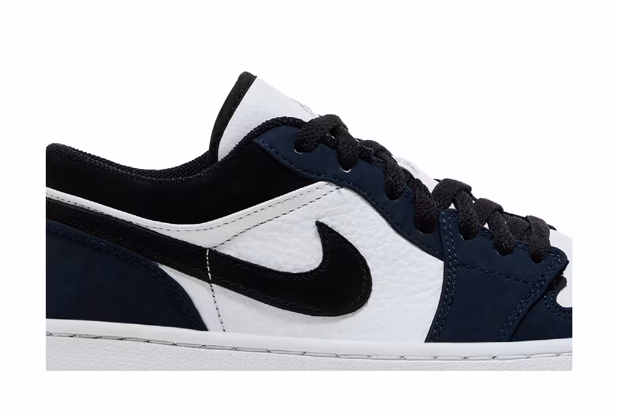 Air Jordan 1 Low Navy, view 3