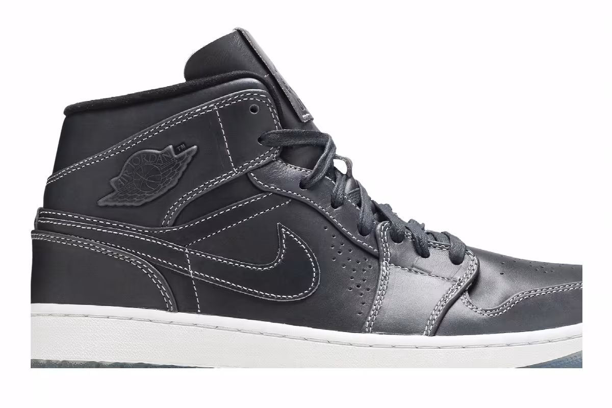 Air Jordan 1 Mid Nouveau Wolf Grey, view 3