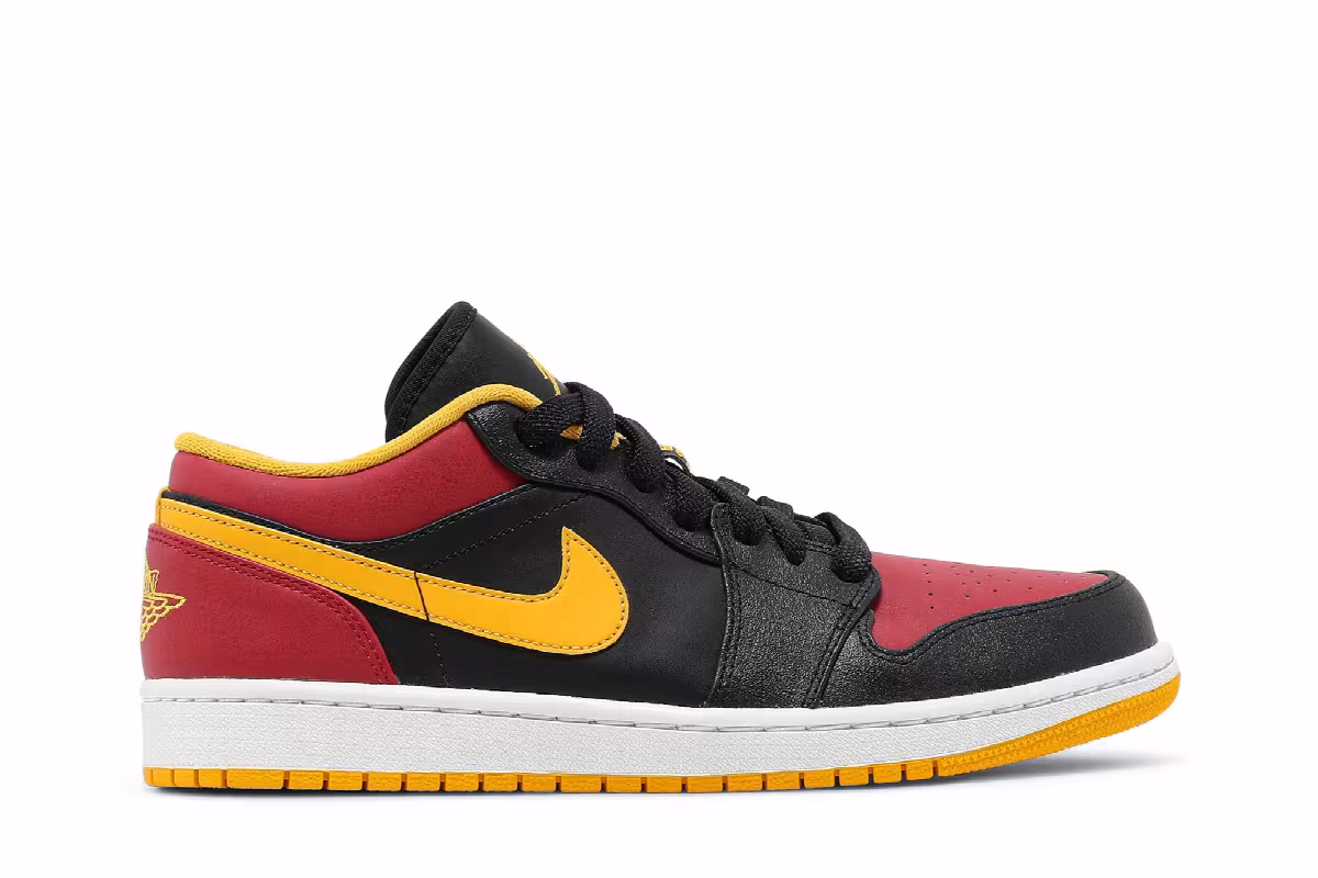 Air Jordan 1 Low Gym Red Gold, view 2
